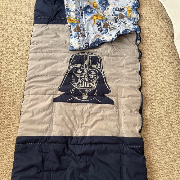 Pottery Barn Star Wars Queen: quilt, 2 Euro Shams, pillow and sleeping bag. - Picture 5 of 5